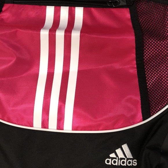 Adidas Drawstring Bag - Picture 3 of 5